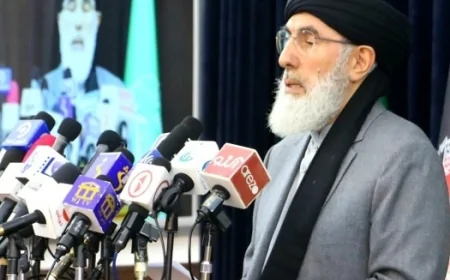 حکمتیار: ترامپ و شوق تصرف پايگاه بگرام