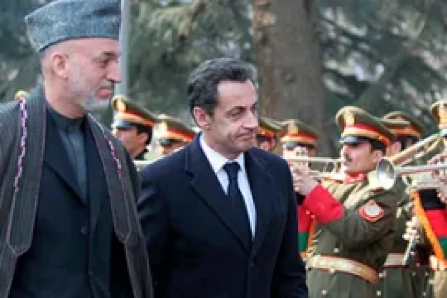 فرق جمهوریت و سلطنت