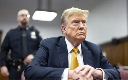 چرا دروغ های مستکبرین را باور میکنیم؟