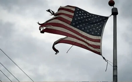 د يو قطبي نړۍ د زوال نغمه او د بدلون توپاني څېرې