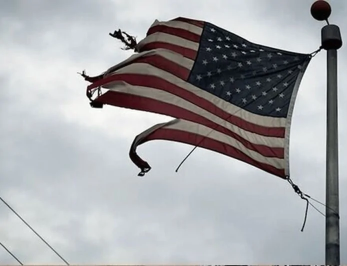 د يو قطبي نړۍ د زوال نغمه او د بدلون توپاني څېرې