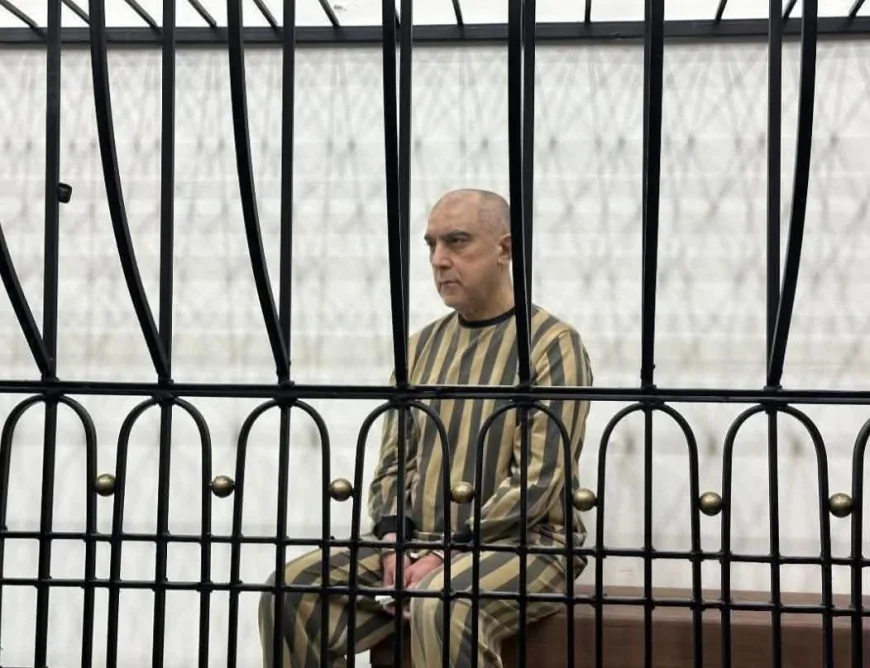 دا فرعون نن خپل ذلیل انجام ته منتظر ناست دئ