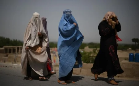 افغان مېرمنې؛ د کورنیو حساسیتونو او بهرنیو سیالیو ترمنځ