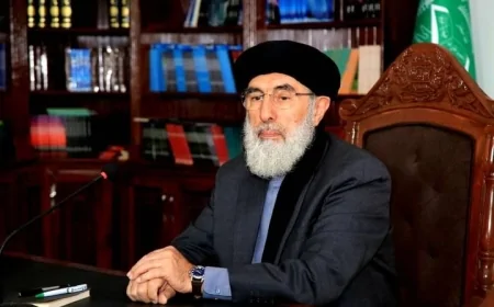 حکمتیار او د هغه لیکنی؛ د فکر او مبارزې ابدي کاروان