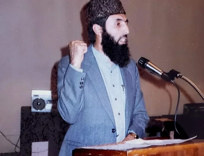 نن افغانستان، د ډېرو افغانانو په باور، له بهرني اشغال پرته یو خپلواک هېواد دی